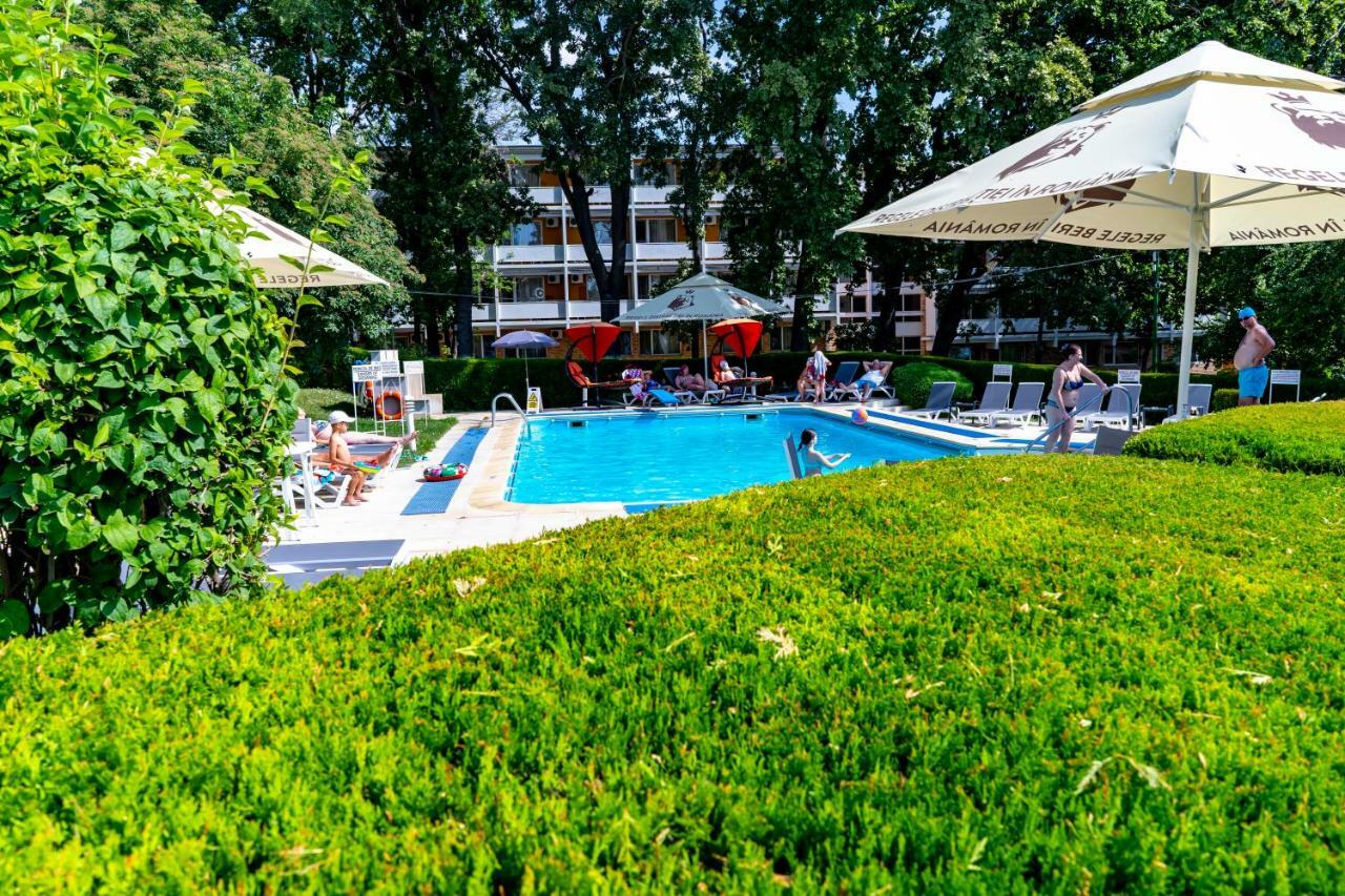 Decebal Hotel